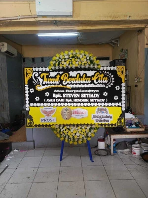 Papan Bunga di Stadion Pakansari Cibinong